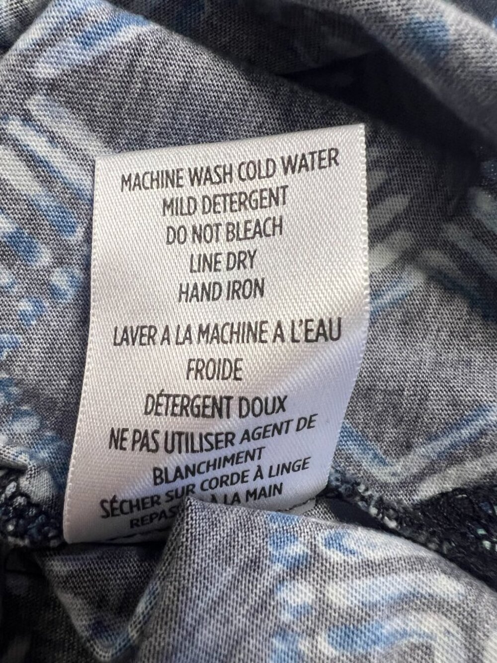🔥 Authentic Robert Graham Statement Graphic Tee 🔥 - Picture 6 of 10